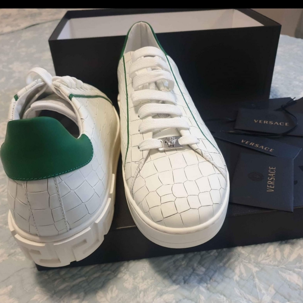 Brand New Authentic Versace Men Sneakers